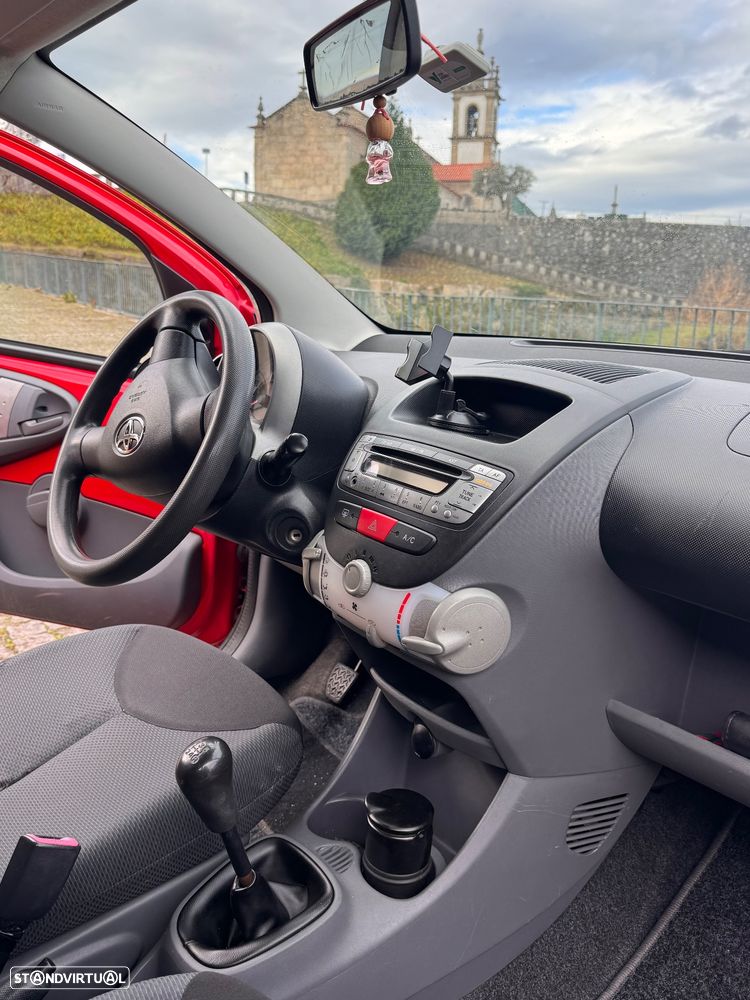 Toyota Aygo Standard - 3