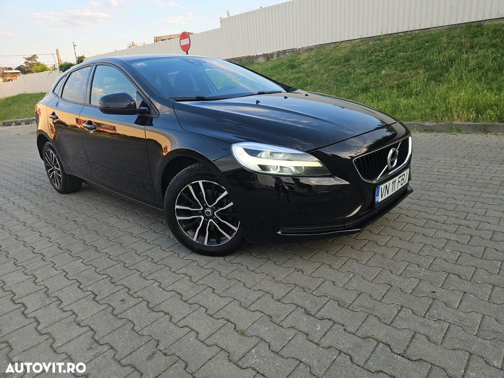 Volvo V40 D2 - 10
