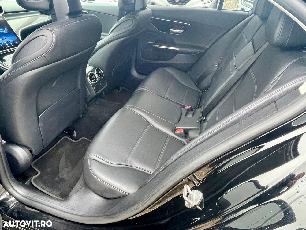 Mercedes-Benz C - 15