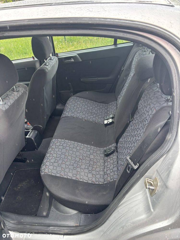 Opel Astra 1.6 16V 100 - 9