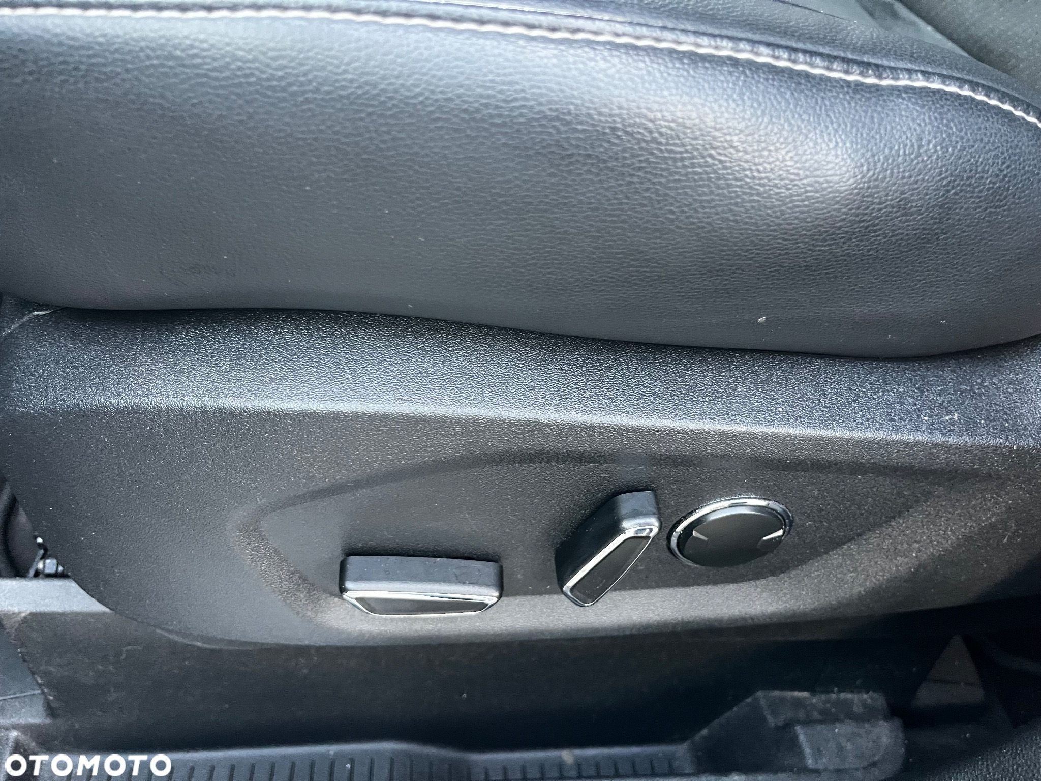 Ford Galaxy 2.0 EcoBoost Titanium - 21