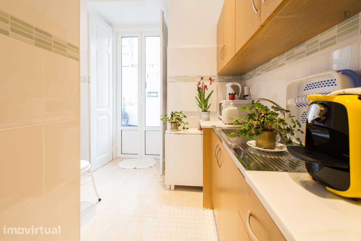 Quarto - localizado em Alameda Lisbon - Grande imagem: 4/11