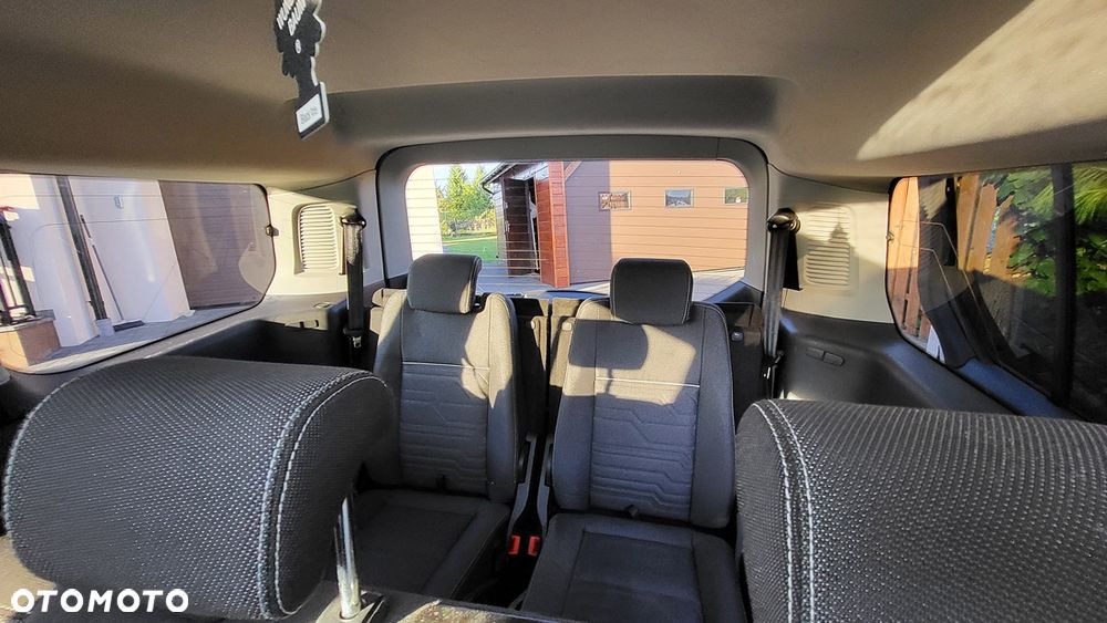 Ford Tourneo Connect 1.5 TDCi Titanium - 18