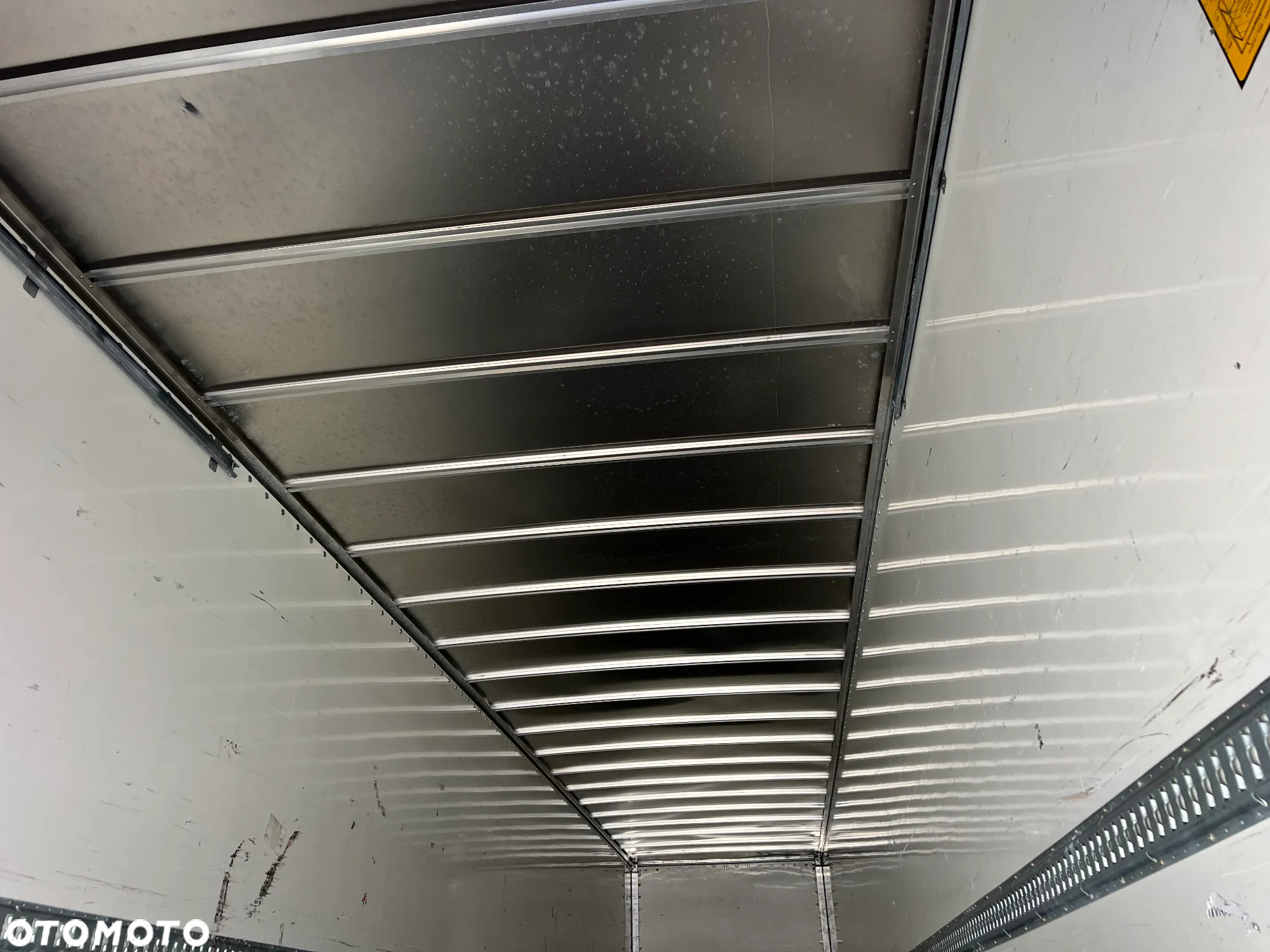 Fruehauf KONTENER OSIE SAF - 11