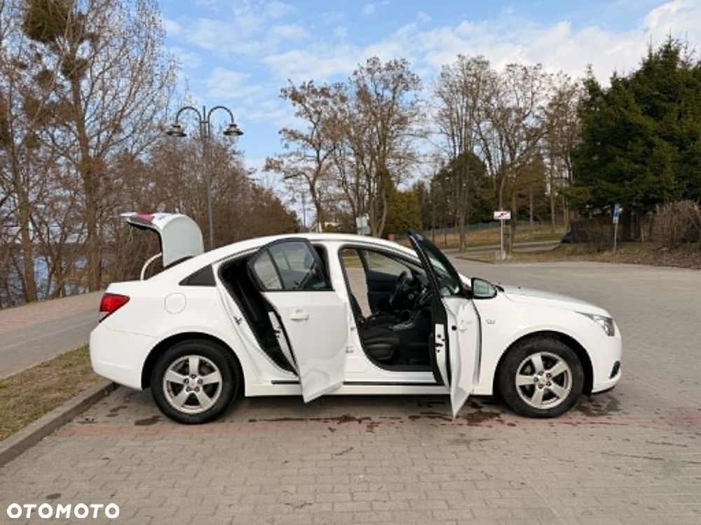 Chevrolet Cruze - 6
