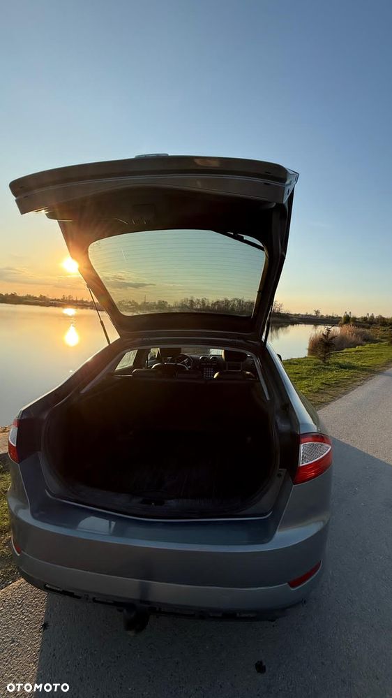 Ford Mondeo 2.5 Titanium - 17