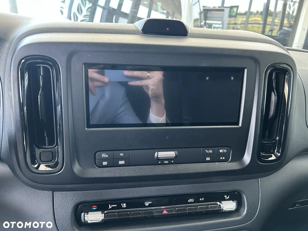 Mercedes-Benz Vito - 14