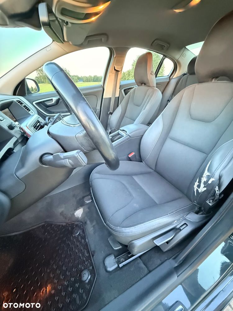 Volvo S60 D3 Kinetic - 12