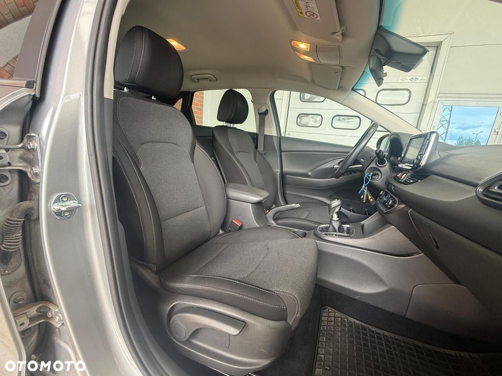 Hyundai i30 1.5 DPI Comfort - 12