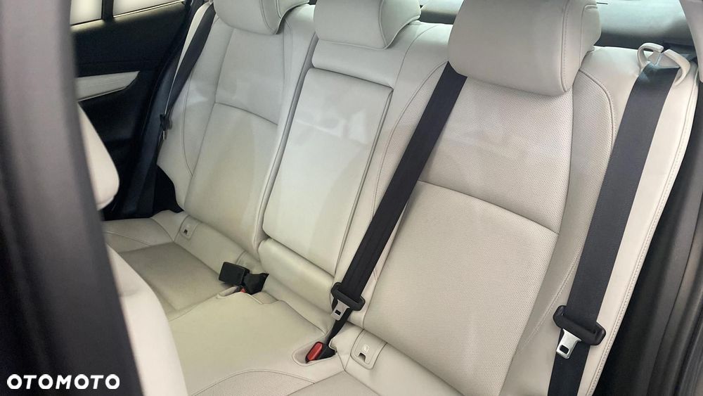 Mazda 3 e-SKYACTIV-X 186 M HYBRID EXCLUSIVE-LINE - 13