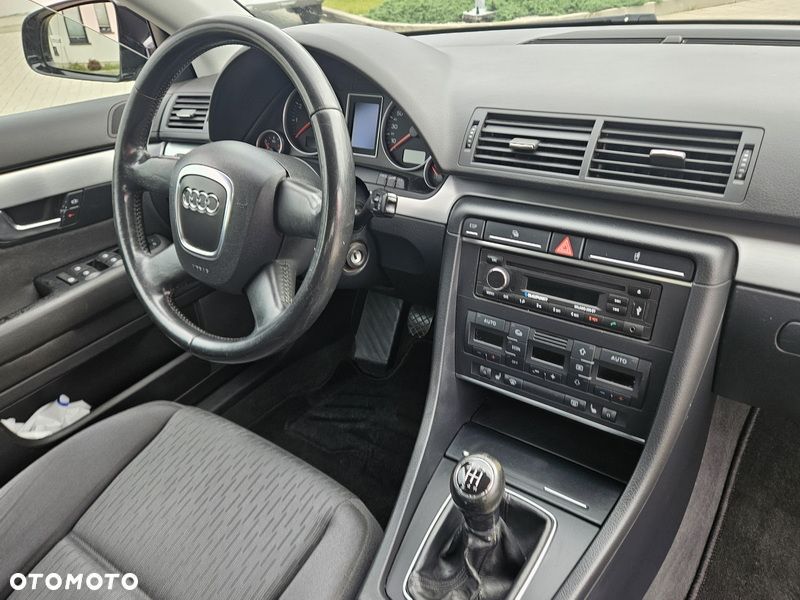 Audi A4 Avant - 8