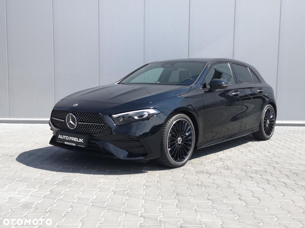 Mercedes-Benz Klasa A 220 4-Matic AMG Line 8G-DCT - 3