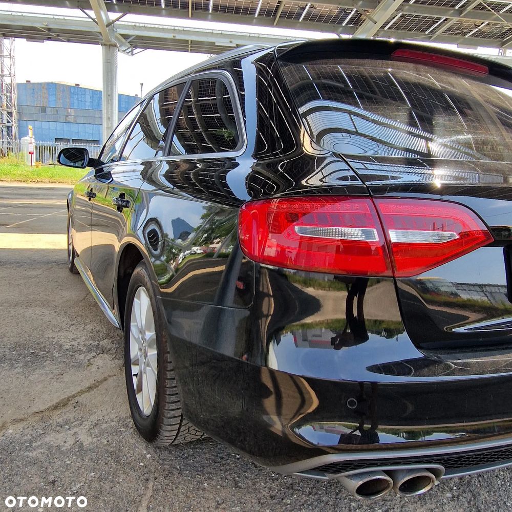 Audi A4 Avant 2.0 TDI DPF clean diesel quattro Attraction - 23