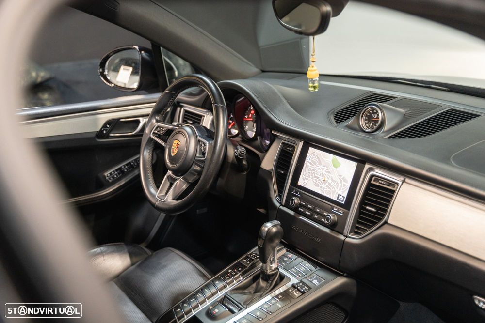 Porsche Macan S - 12