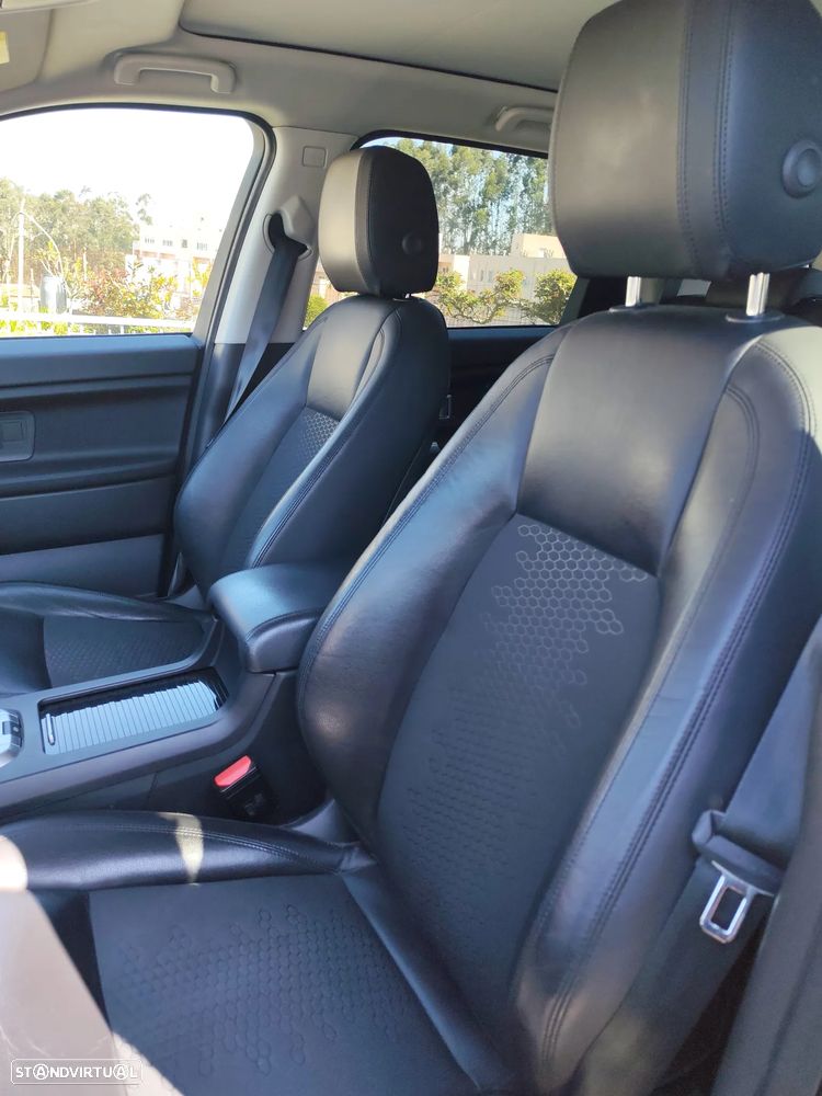 Land Rover Discovery Sport 2.0 eD4 HSE - 16