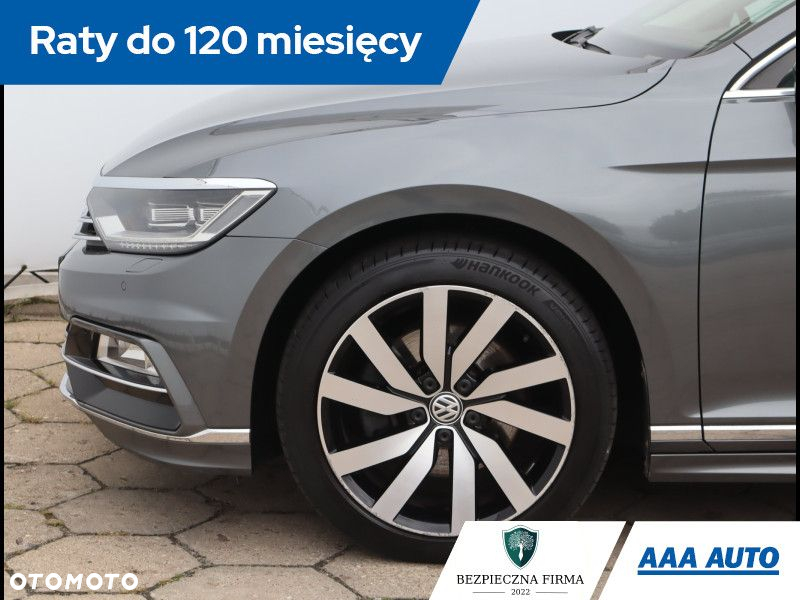 Volkswagen Passat - 15