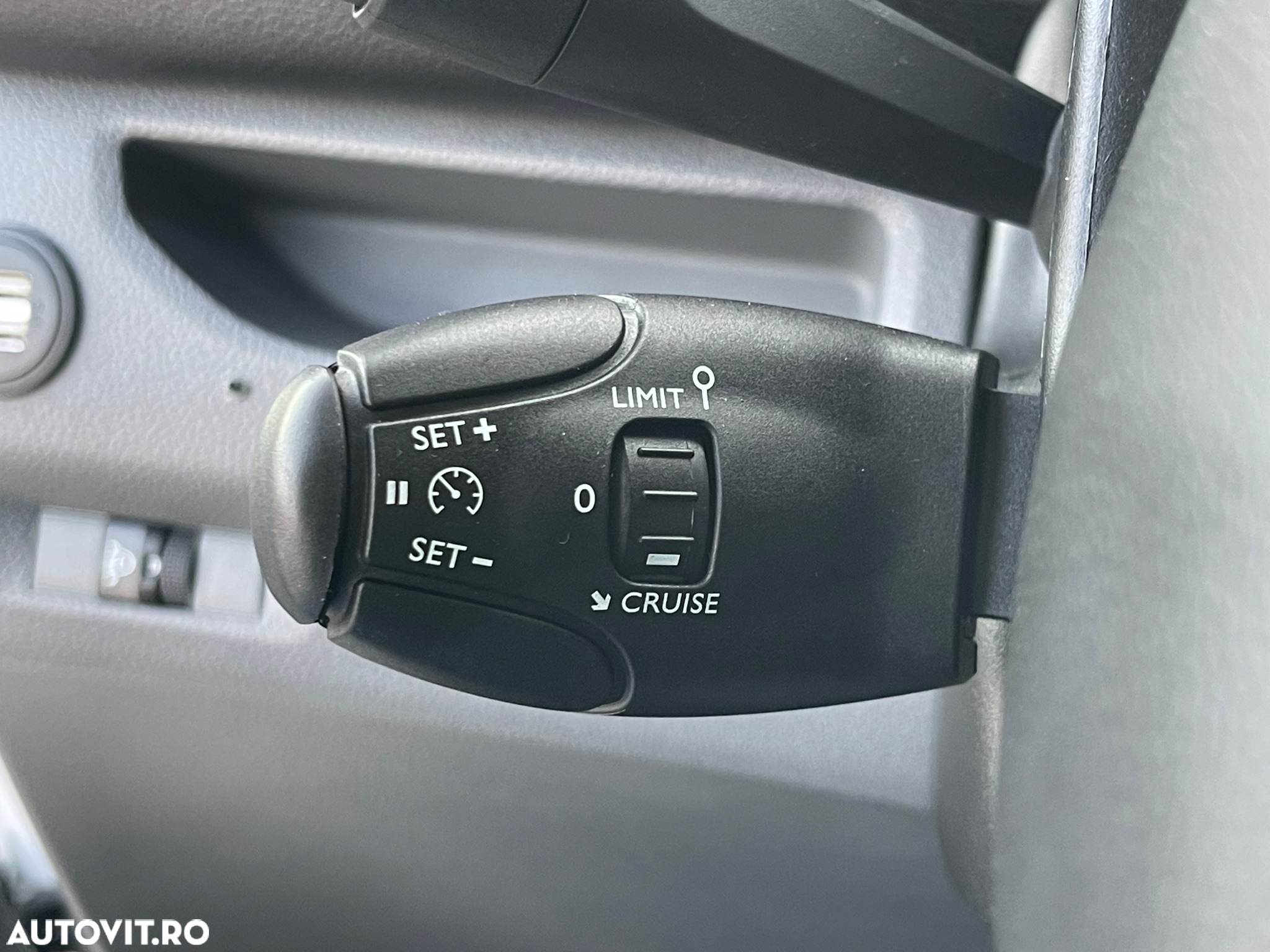 Peugeot Expert - 18