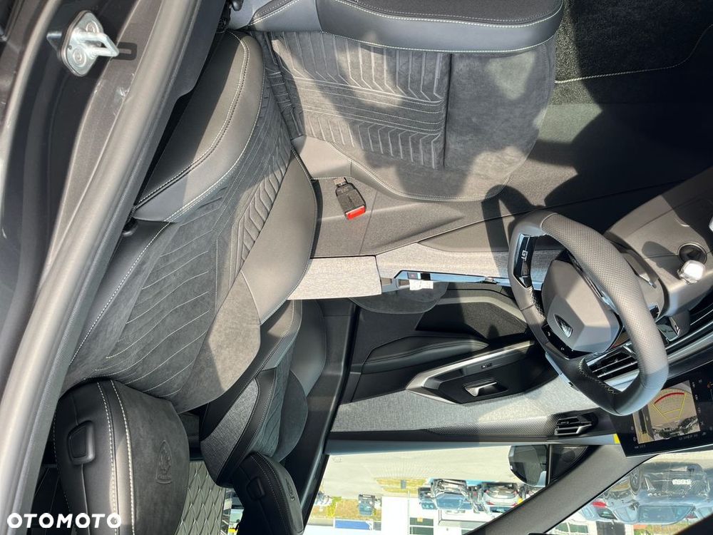 Peugeot 5008 1.6 PHEV 195 GT Exclusive S&S e-DCS7 - 16