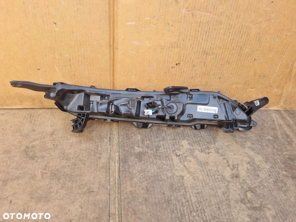 MITSUBISHI ECLIPSE CROSS LIFT LAMPA PRZEDNIA LEWA - 5