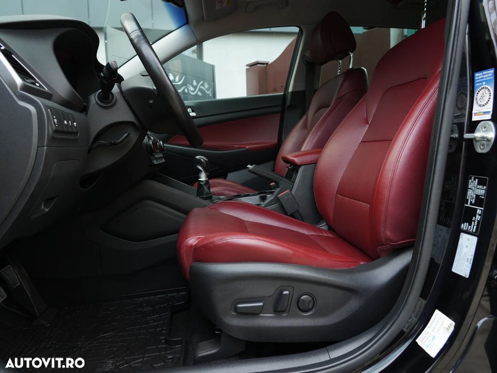 Hyundai Tucson 2.0 CRDI 4WD 6MT Premium - 11