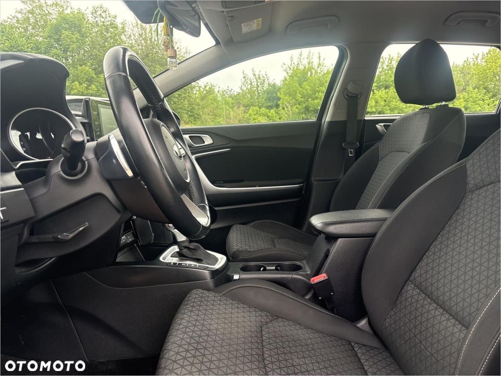 Kia Ceed 1.5 T-GDI M DCT - 9