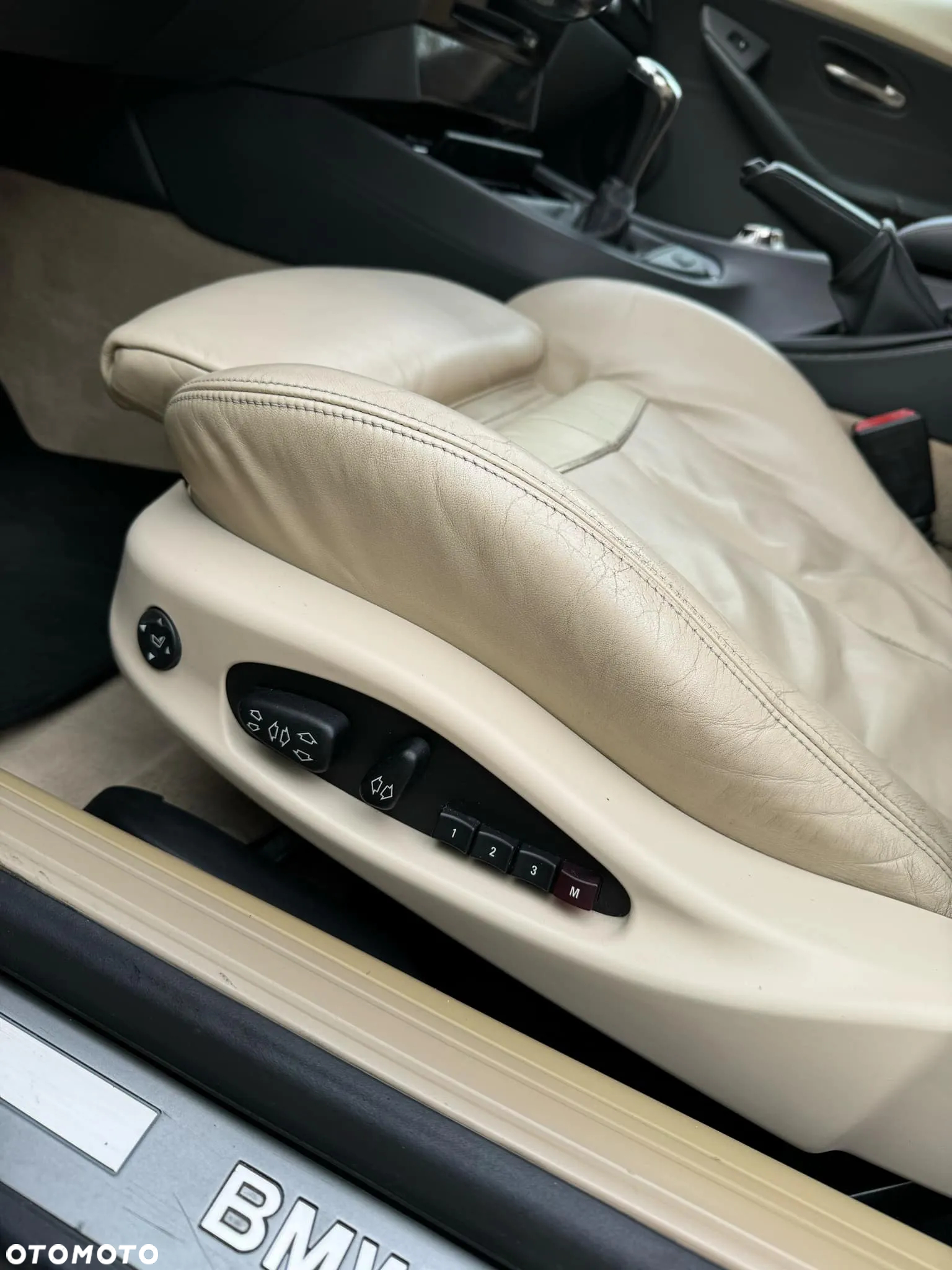 BMW Seria 6 645 Ci - 7