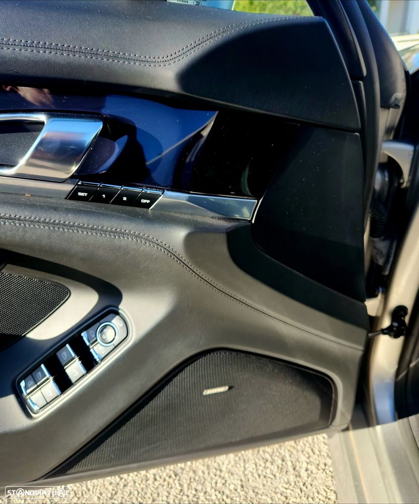 Porsche Panamera 4S PDK - 11