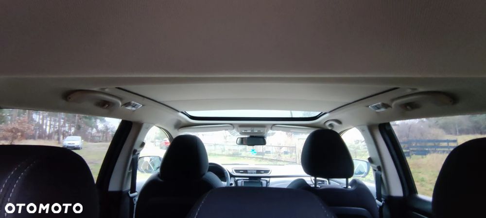 Nissan Qashqai 1.5 dCi DCT TEKNA - 23