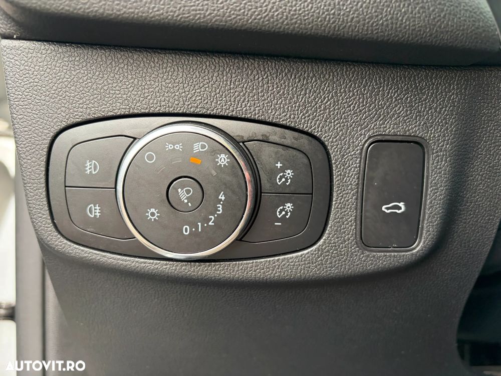 Ford Focus 1.0 EcoBoost Connected - 18