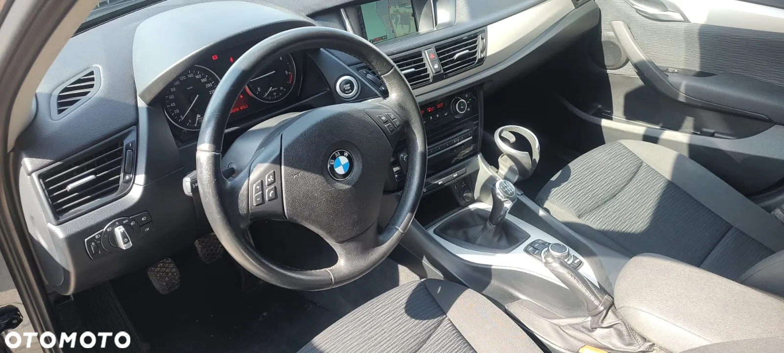 BMW X1 sDrive16d - 10