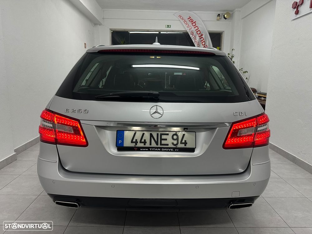 Mercedes-Benz E 250 BlueTEC Avantgarde Auto. - 8