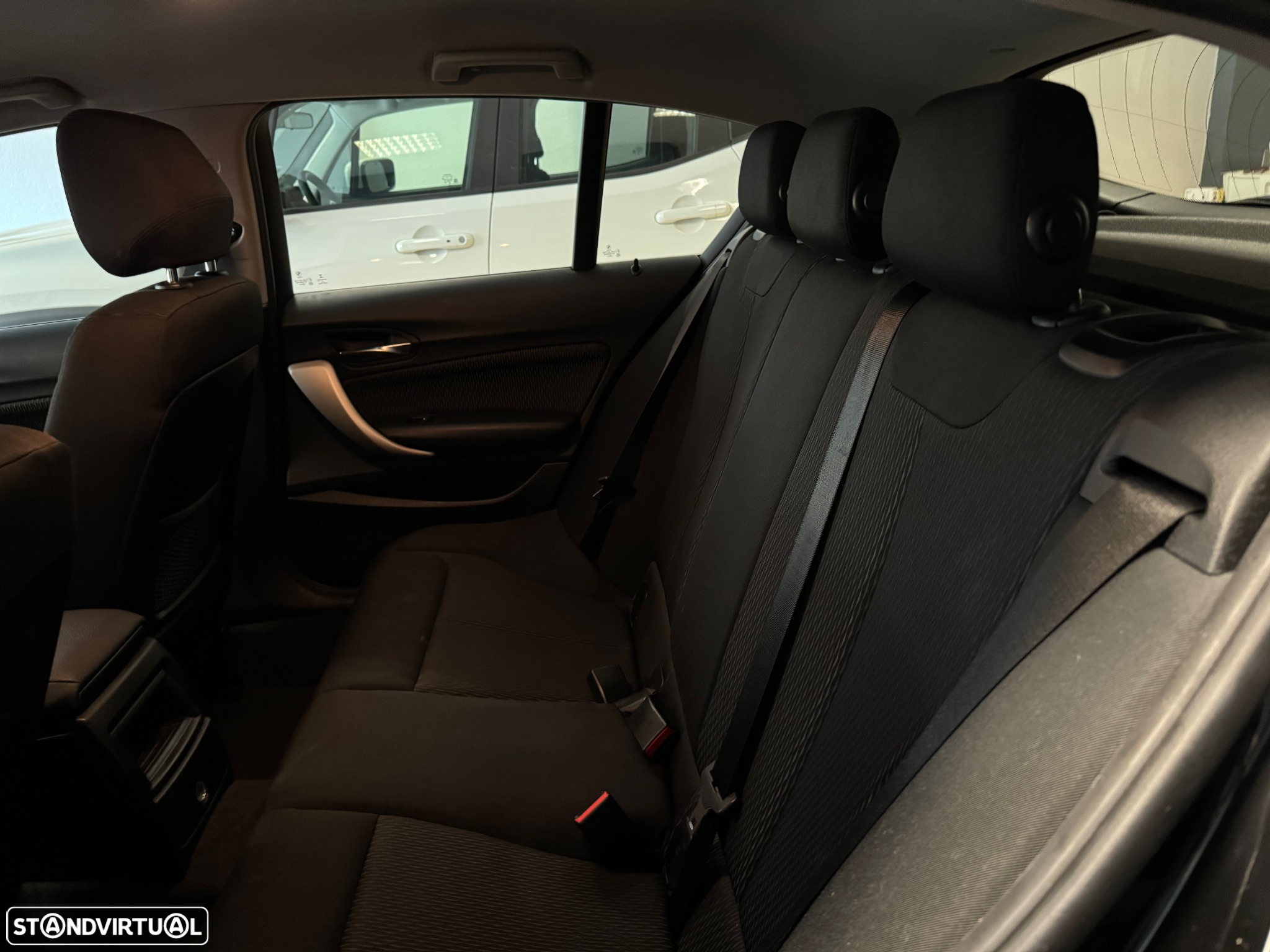BMW 116 d EDynamics Line Urban - 14