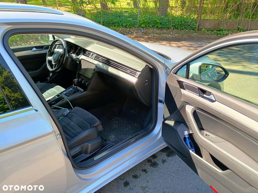 Volkswagen Passat 2.0 TDI SCR (BlueMotion Tech) 4Mot DSG Highline - 5