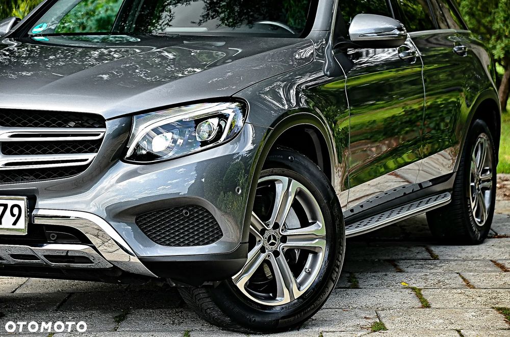 Mercedes-Benz GLC 250 4Matic 9G-TRONIC Exclusive - 9