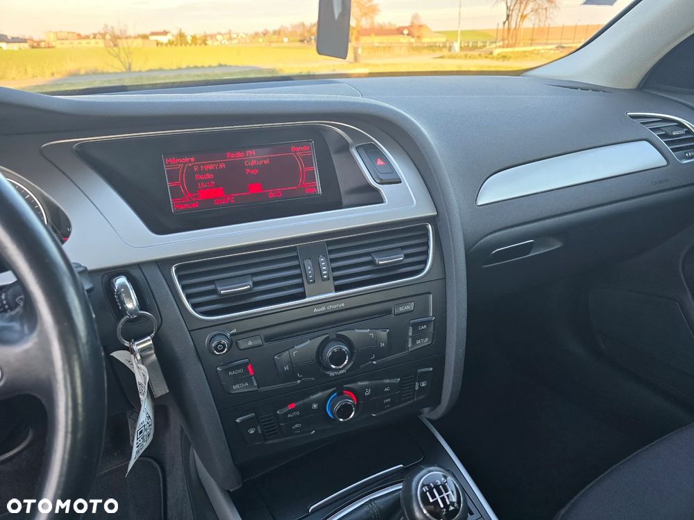 Audi A4 Limousine 2.0 TDI DPF Attraction - 14