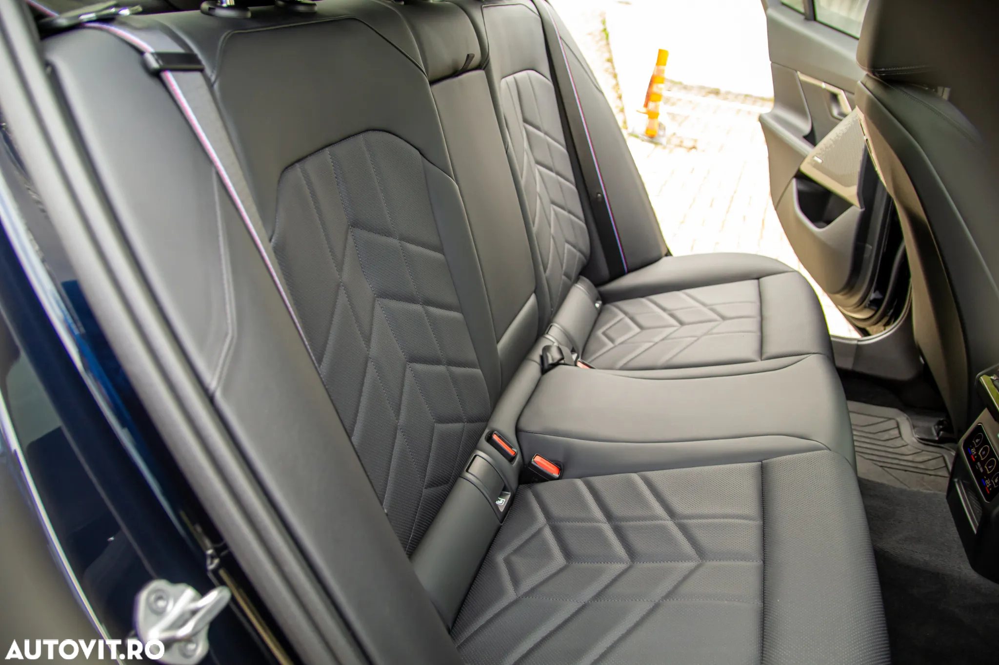 BMW Seria 5 520i Aut. - 16