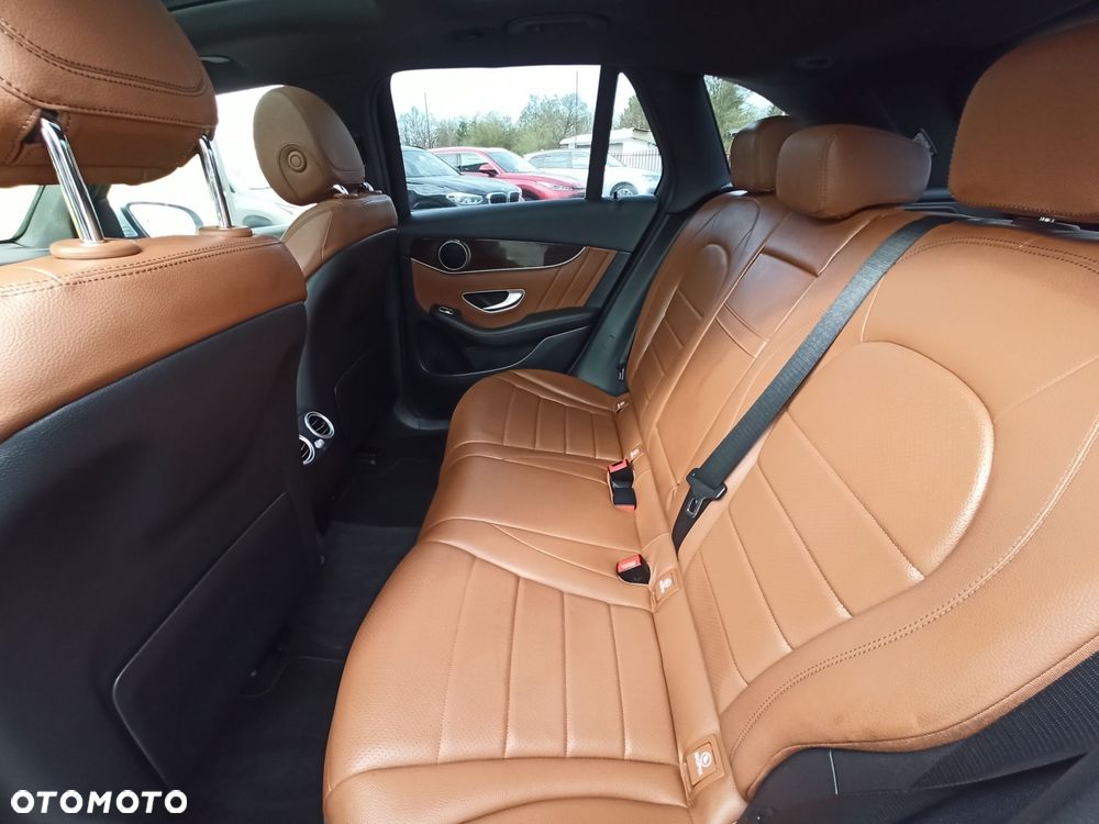 Mercedes-Benz GLC - 8