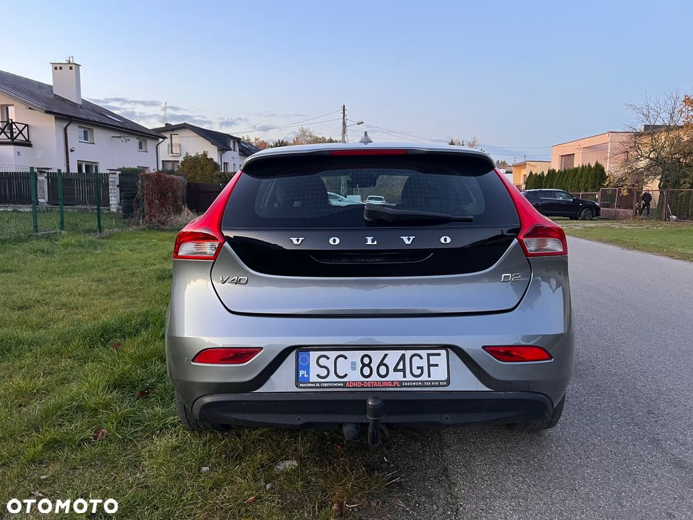 Volvo V40 D2 Momentum - 12
