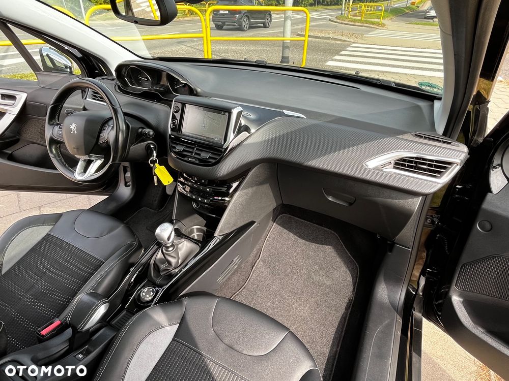 Peugeot 2008 BlueHDi FAP 120 STOP & START Allure - 29