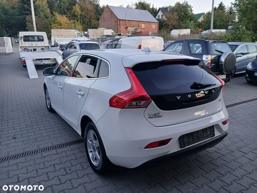 Volvo V40 - 4