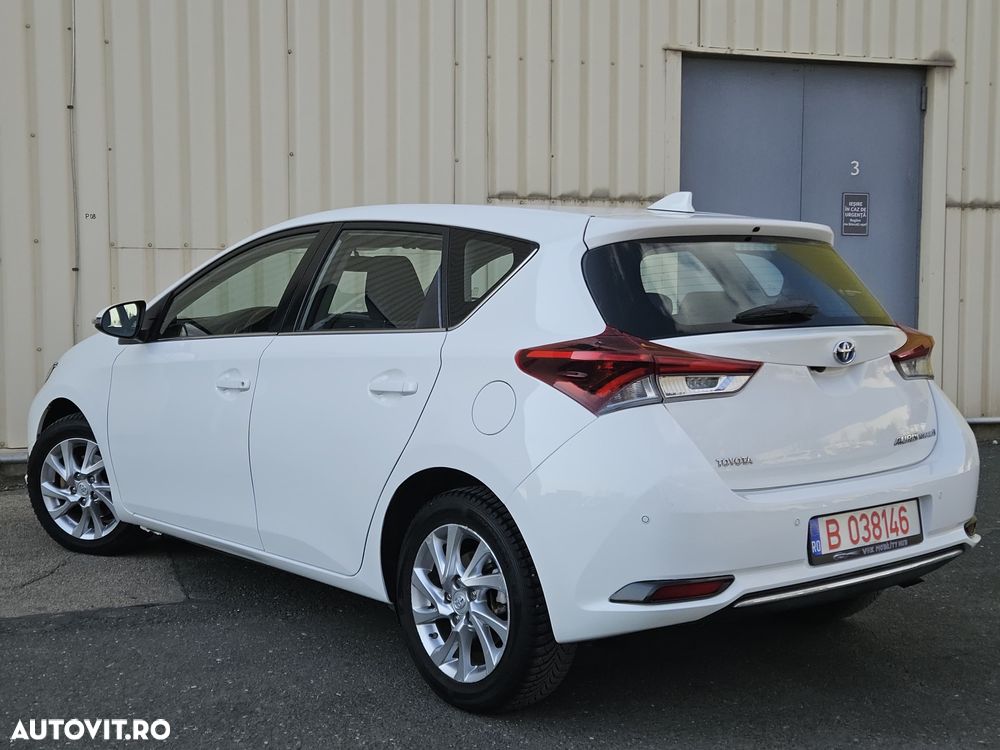 Toyota Auris - 24