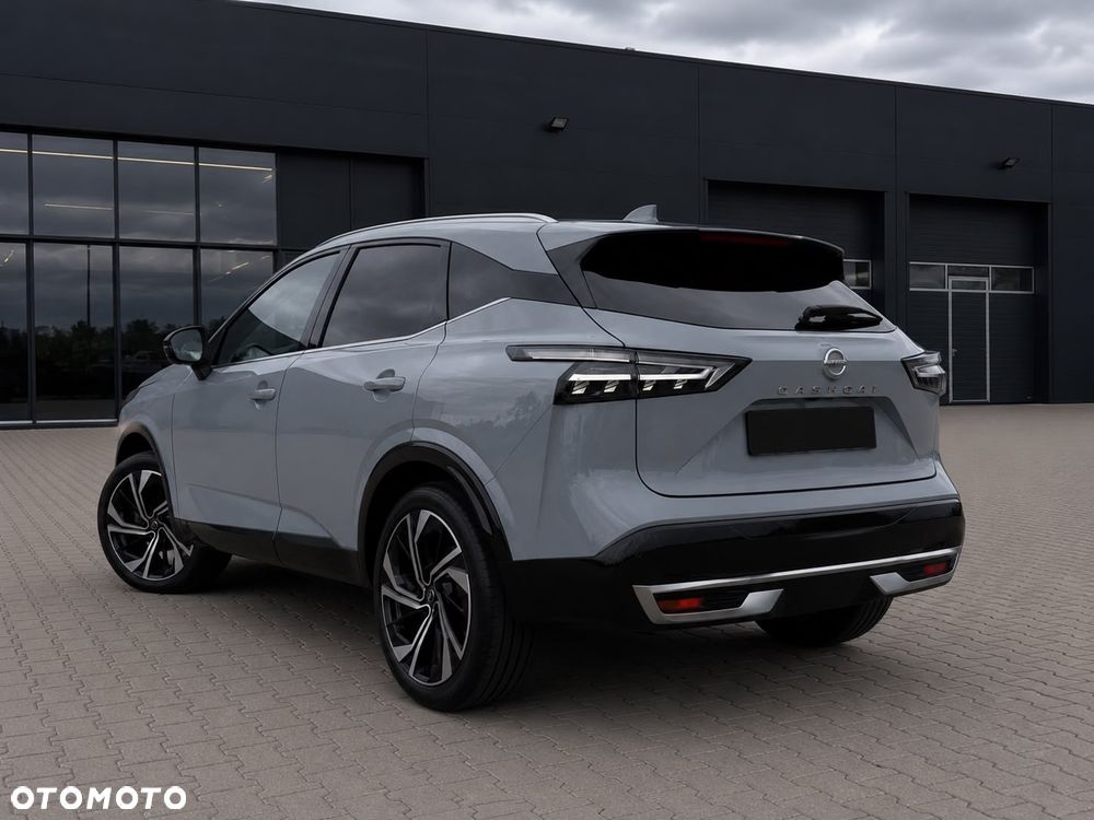 Nissan Qashqai 1.3 DIG-T MHEV Tekna+ Xtronic - 4