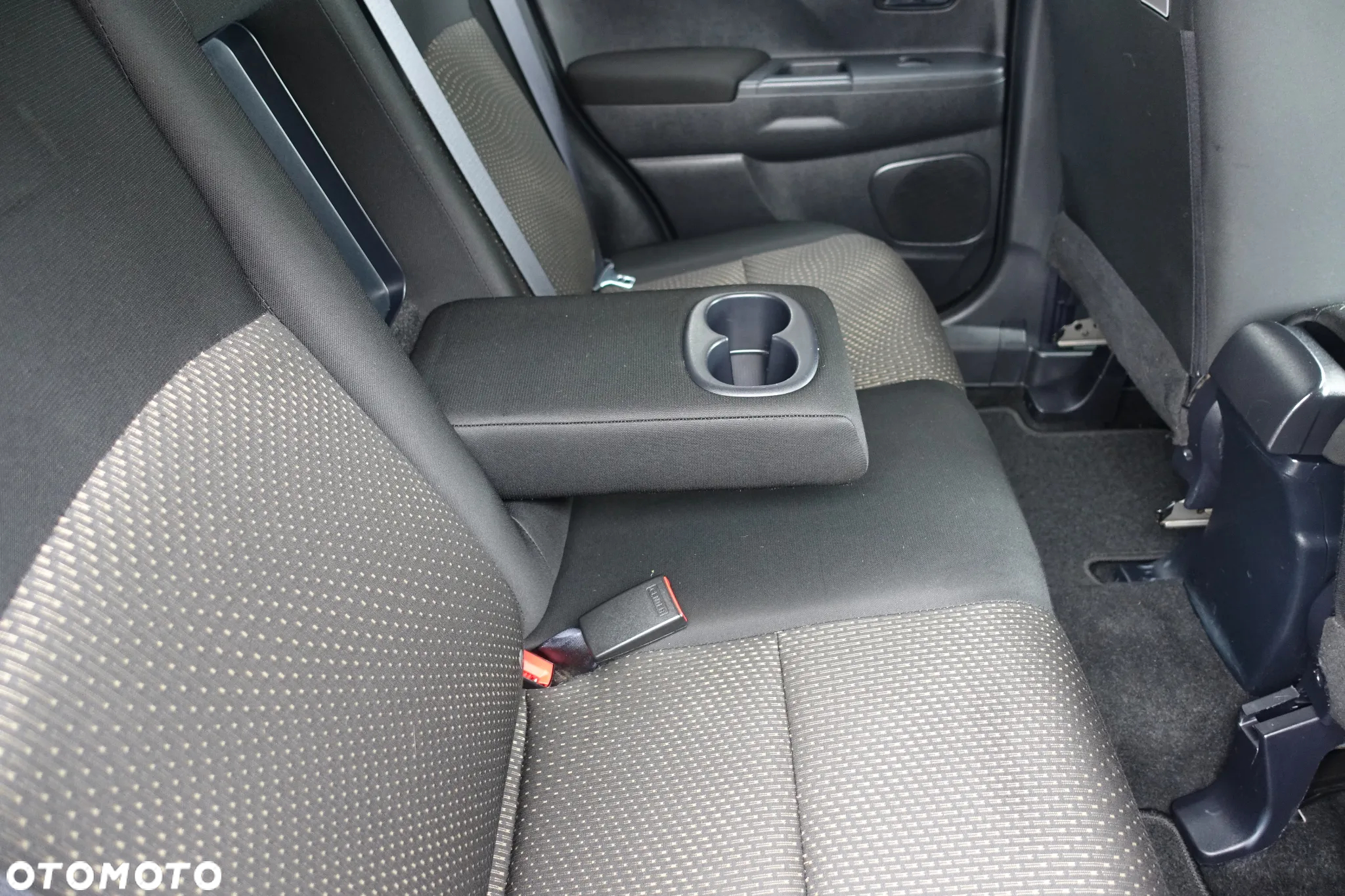 Mitsubishi ASX 1.8 DI-D 2WD Comfort Edition - 18