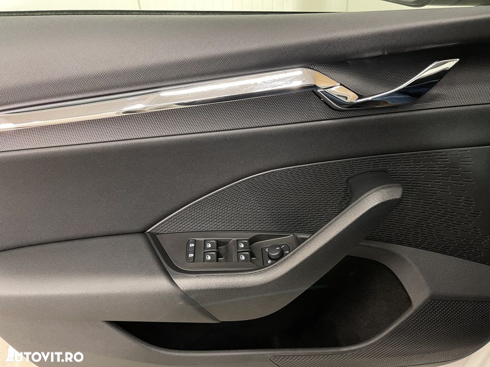 Skoda Octavia 2.0 TDI DSG Style - 27