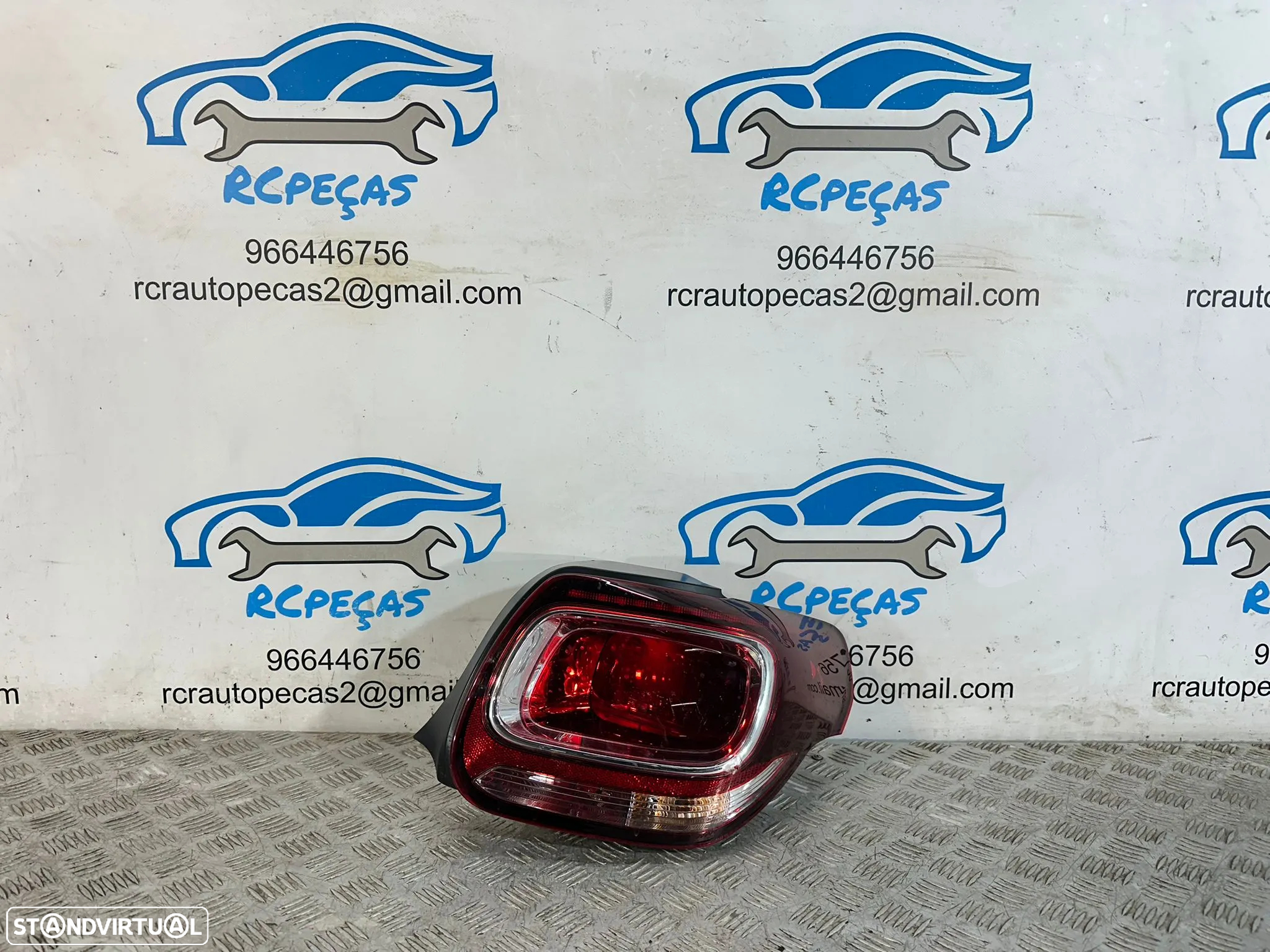 .Farolim traseiro Tras Direito PSA Citroen DS DS3 2009 - 2016 - 2