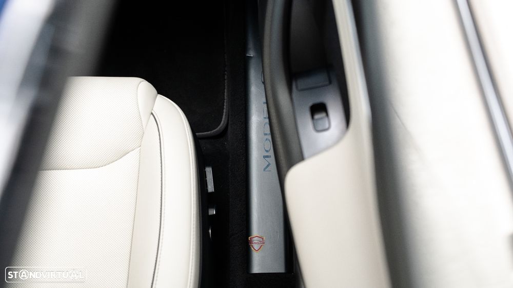 Tesla Model S Plaid AWD - 42