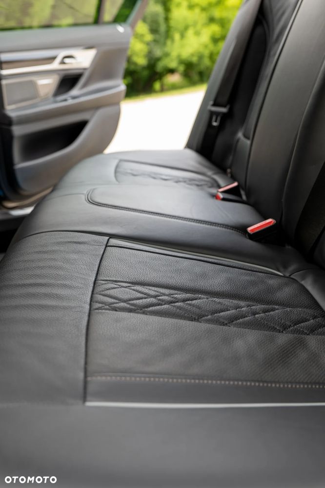 BMW Seria 7 740d xDrive mHEV sport - 35