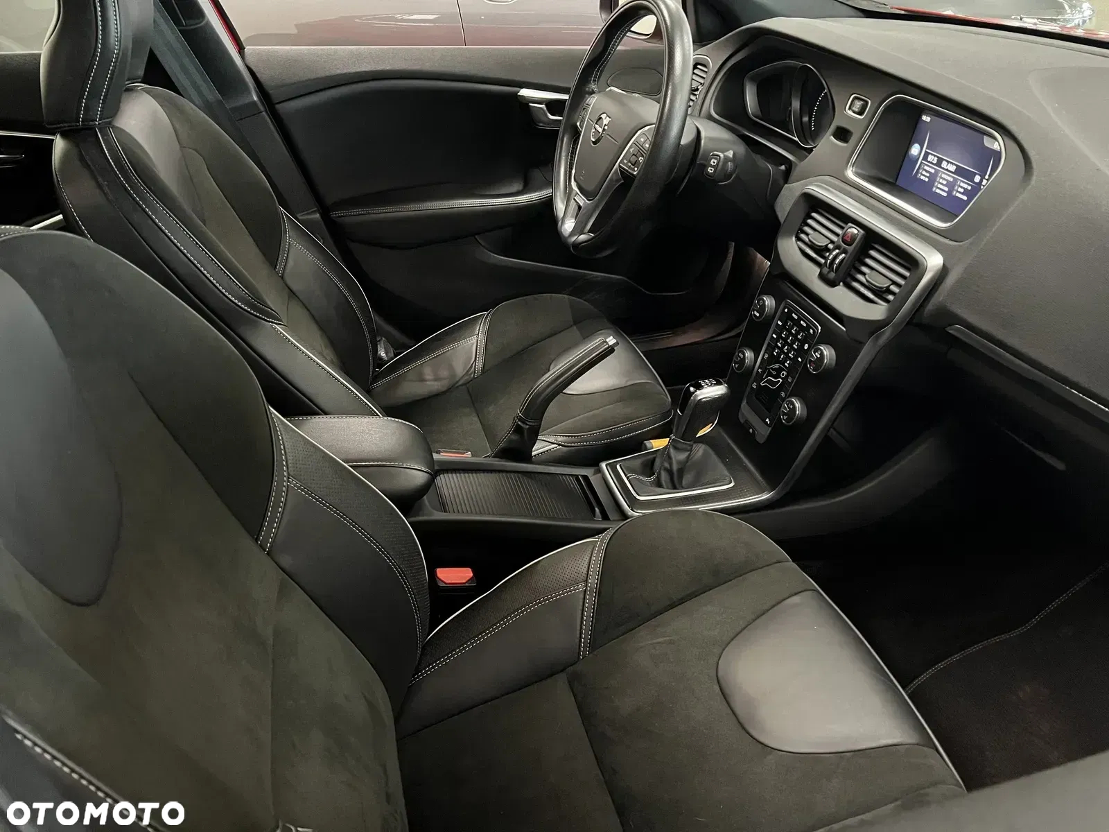 Volvo V40 T4 RDesign - 9