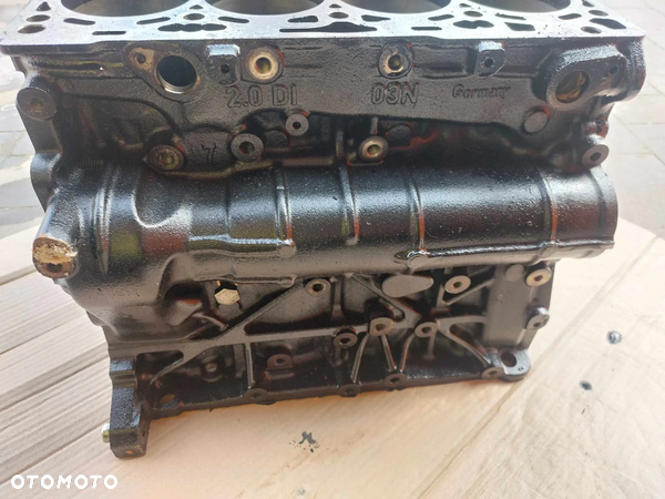 Blok Silnika  2.0 TDI CRB 03N023A