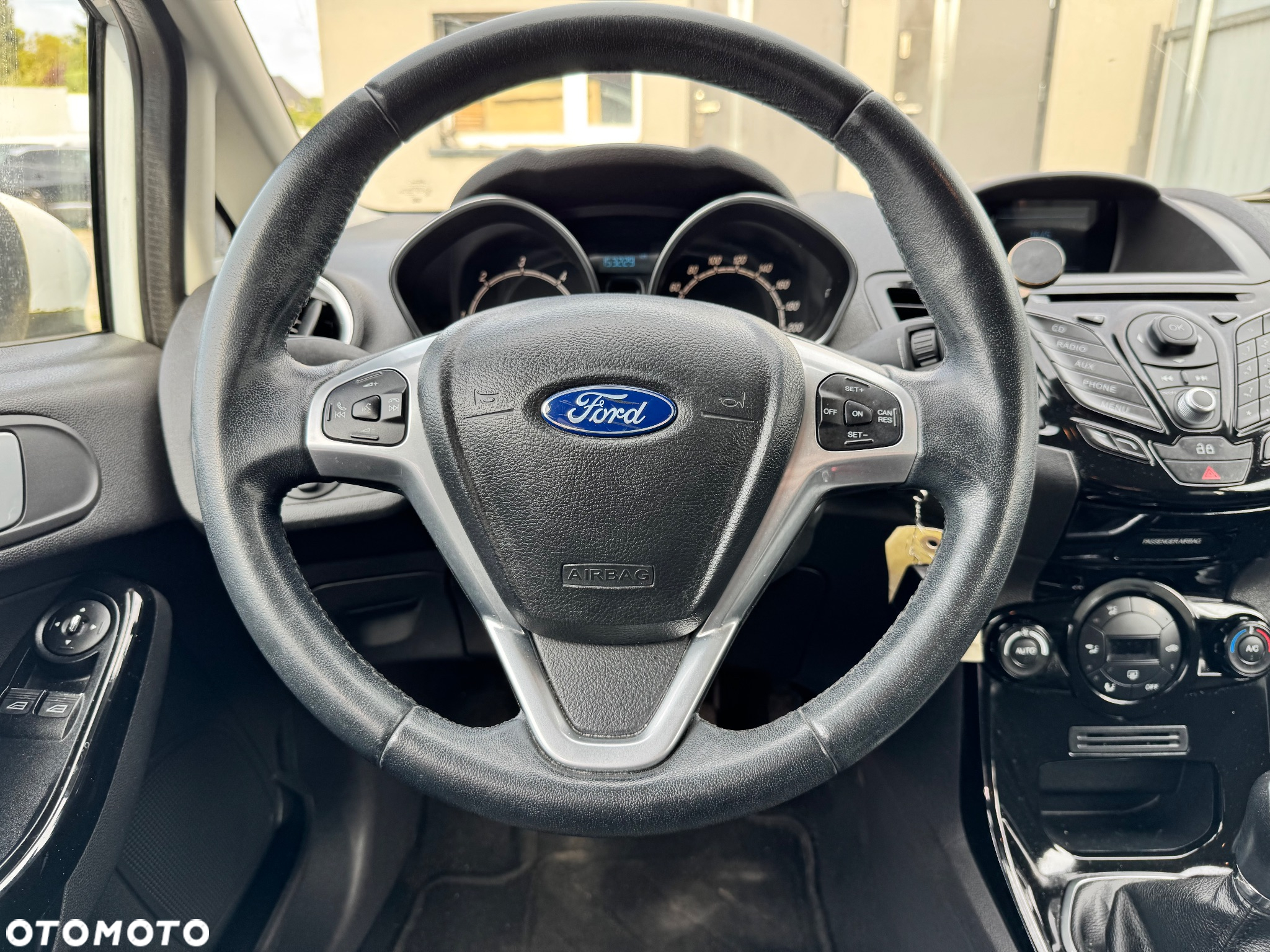 Ford Fiesta 1.6 TDCi DPF Platinium X - 17